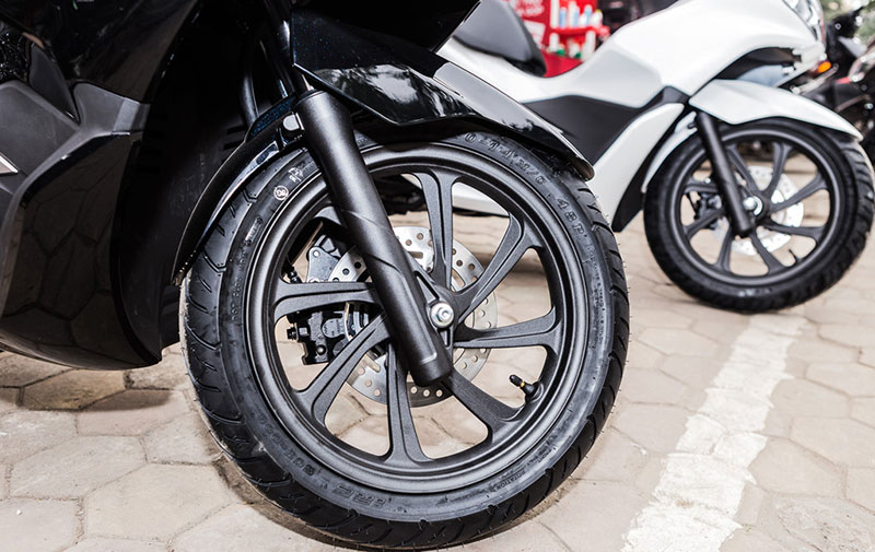 Chi tiết Honda PCX 2018 mới bán tại Việt Nam